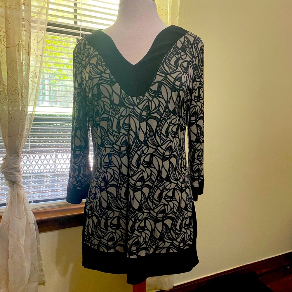 Size large Libra tunic